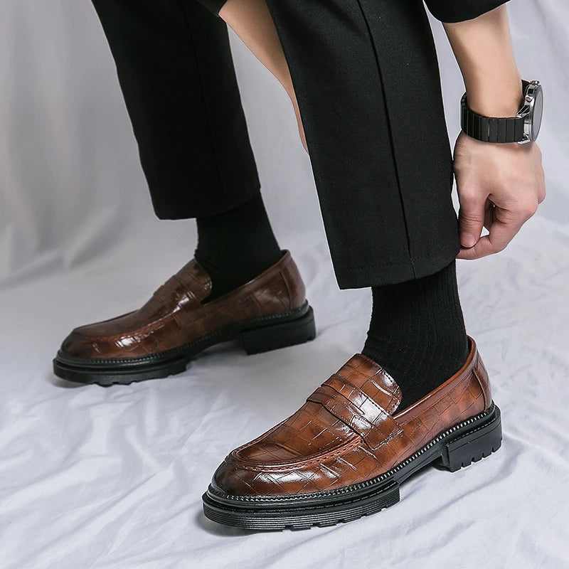 Men's Retro Leather Shoes.